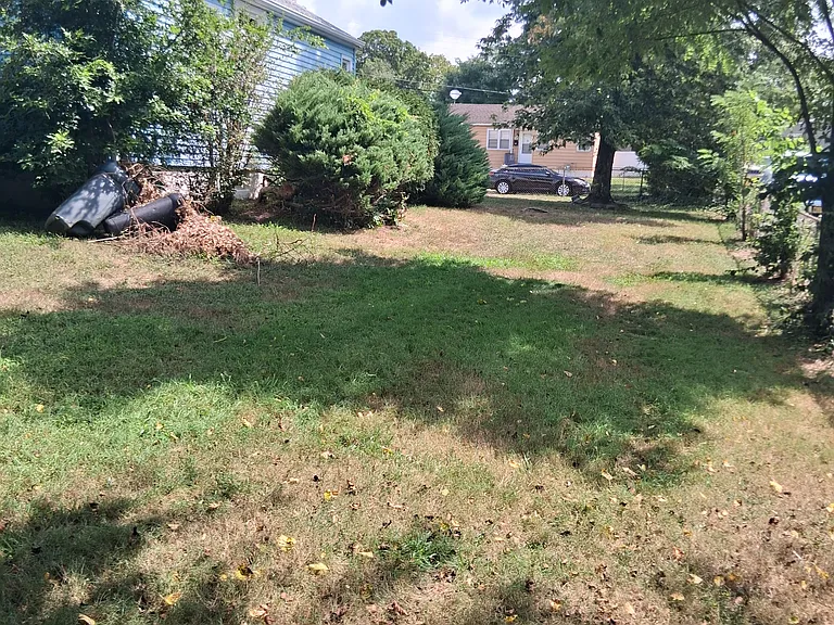 1008 Prince Ave — Photo 14