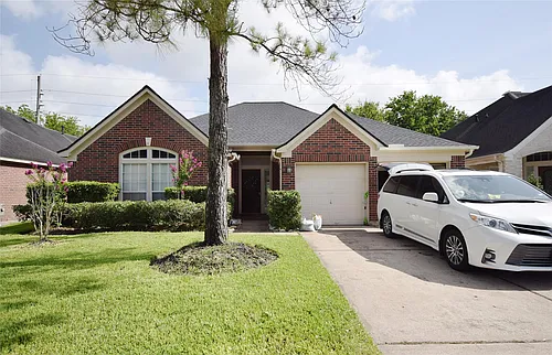 3219 Summerland Dr Photo 1