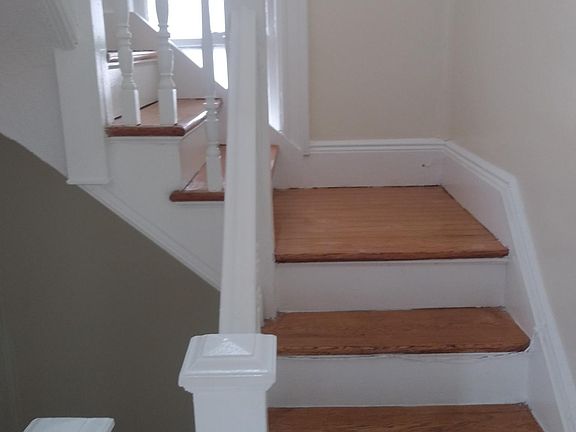 5th image of 10935 216th St