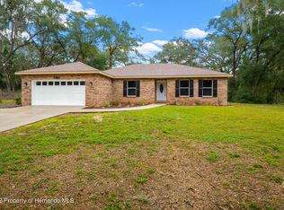 34671 Dogwood Dr, Dade City, FL 33523