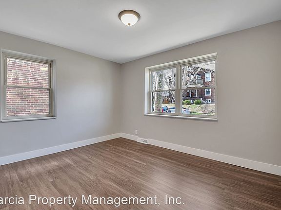 5th image of 3320 Lawn Ave