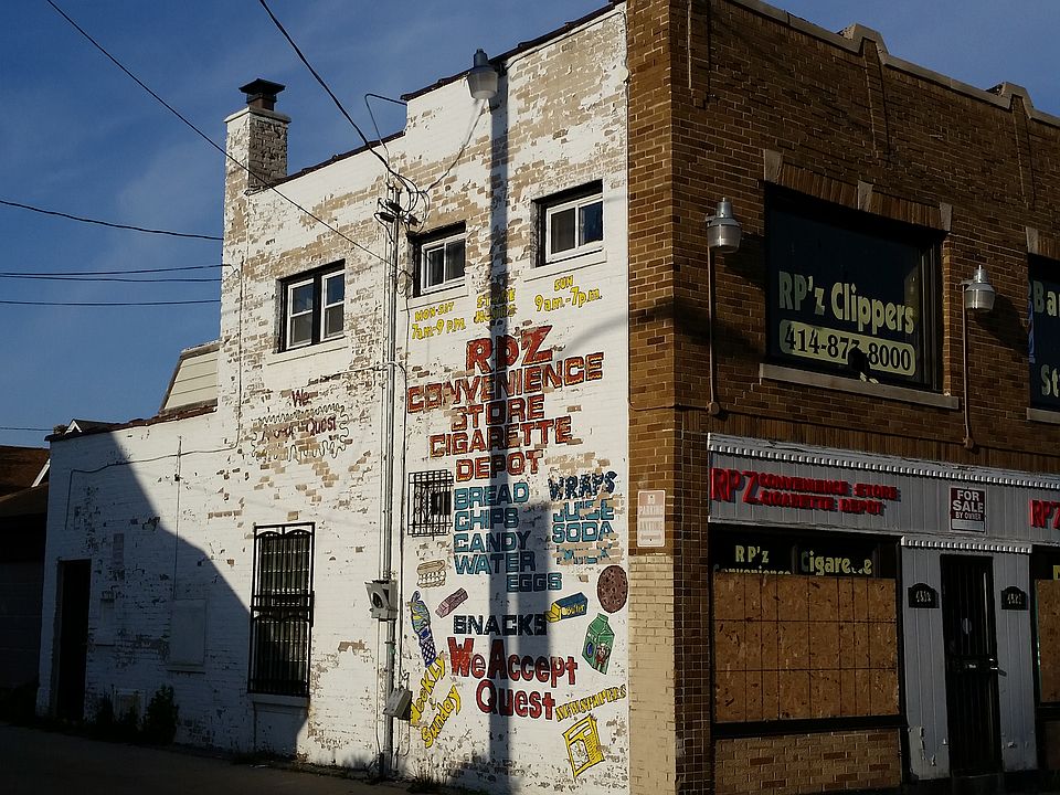 2nd image of 4519 W Center St