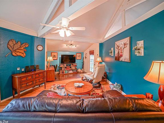 5th image of 143 Waikiki Dr