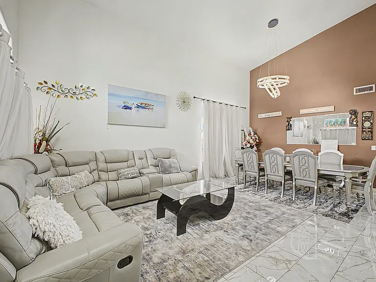 10613 E Avalon Park St — Photo 7