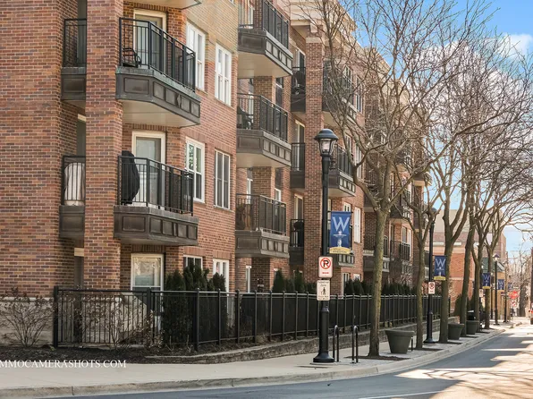 111 N Wheaton Ave Unit 308, Wheaton, IL 60187