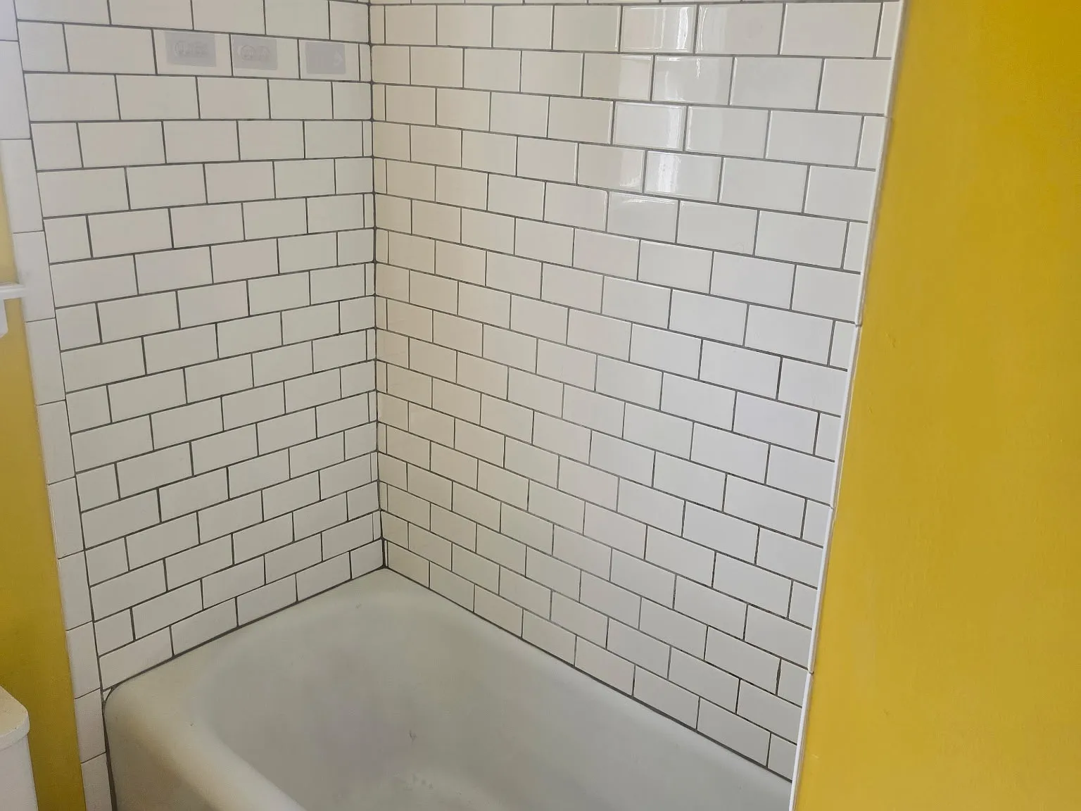 2 bed, 1300 sqft, $2,100 — Photo 2