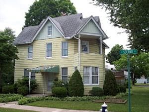 1st image of 199 S 2nd St