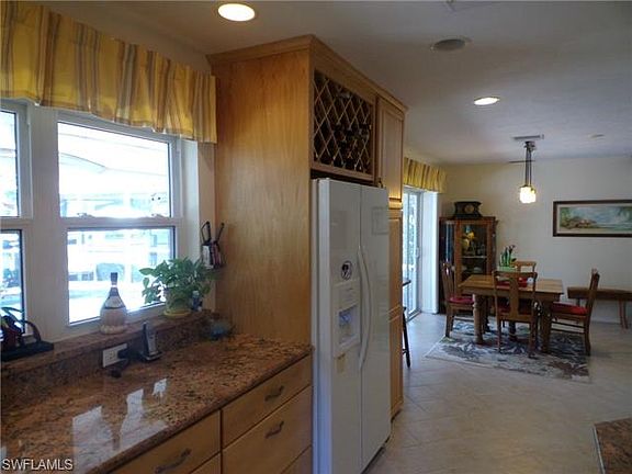 5th image of 2701 Gull Ct