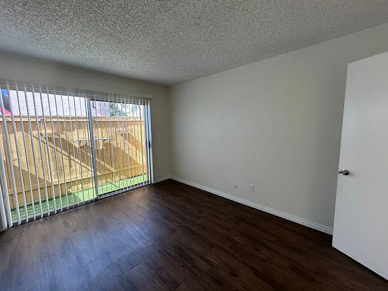 734 Sapphire St #6 — Photo 23