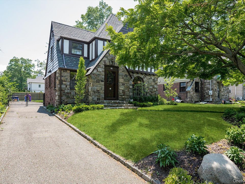 1st image of 84 Allenwood Road