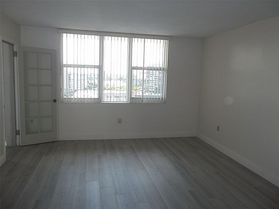 5th image of 1893 S Ocean Dr APT 910