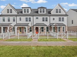 208 Village Overlook #J3, Canton, GA 30114