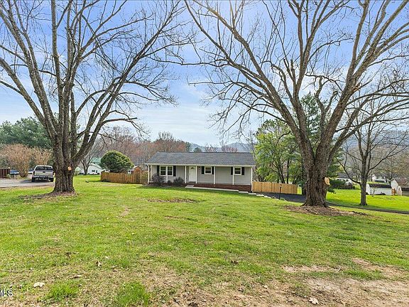 5th image of 316 Winding Rd