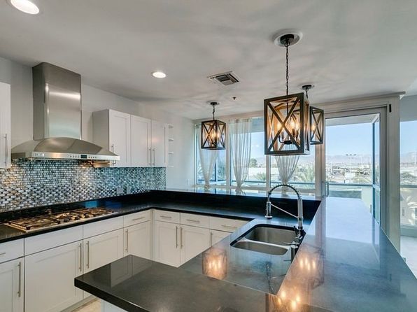 45575 Dean Martin Dr #406