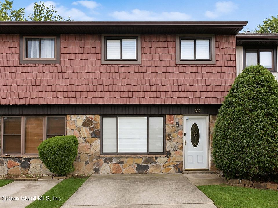 1st image of 30 Sutton Pl
