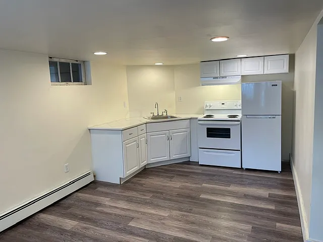 245 Union St #4 — Photo 1