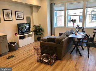 742 S 4th St #2F, Philadelphia, PA 19147