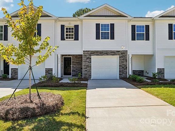 2nd image of 2957 Penninger Cir