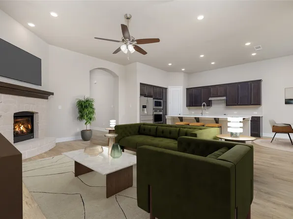 1829 Leo Dr, Van Alstyne, TX 75495