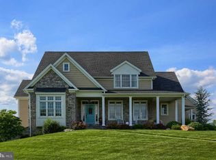 30 Makenzee Dr, Carlisle, PA 17015