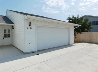 1711 14th St SW, Minot, ND 58701