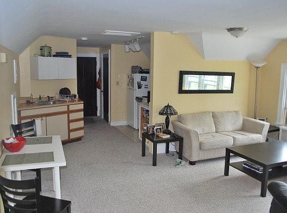 Living Area / Kitchen