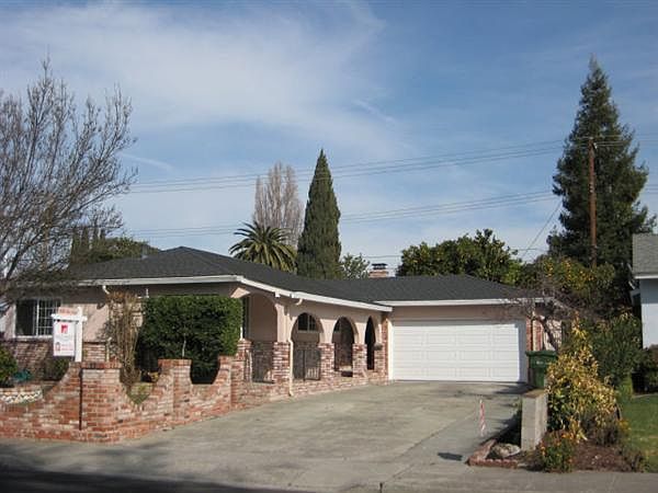 1st image of 2275 Amethyst Dr