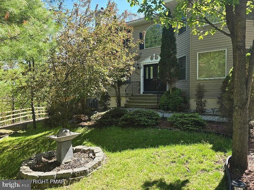 1st image of 519 Norman Ct