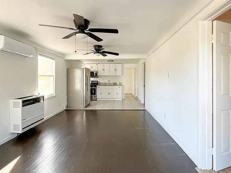 1610 Fargo Street — Photo 7