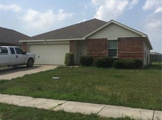 124 Sandlewood Dr, Terrell, TX 75160