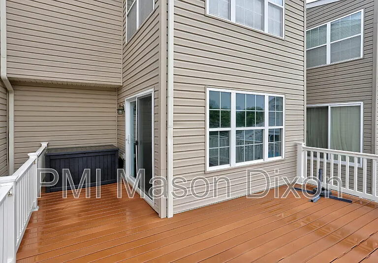 8434 Stansbury Lake Dr — Photo 30