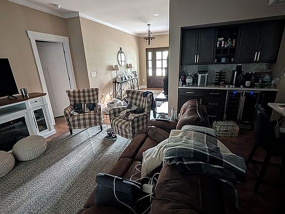 3rd image of 1114 Cedar Lane Rd
