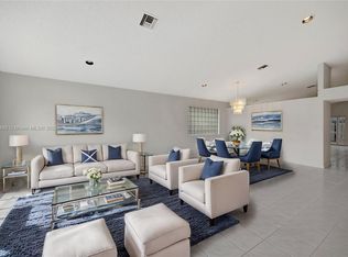 9820 SW 154th Pl, Miami, FL 33196