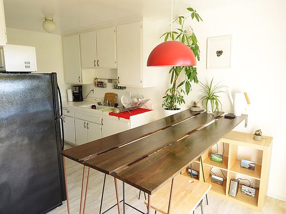 4th image of 4750 Noyes St APT 222