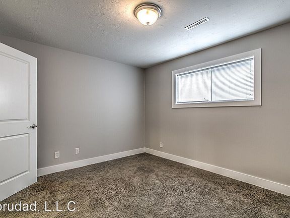 2nd image of 422 N 40th St APT 2