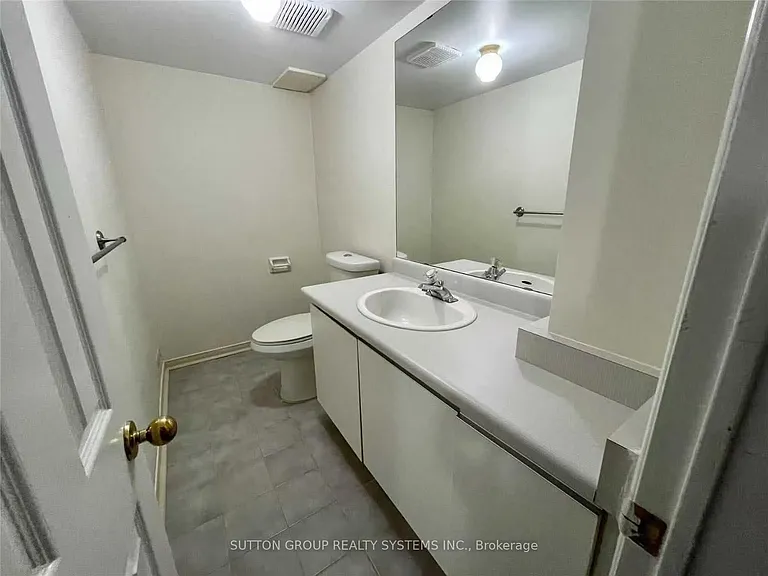 2275 Credit Valley Rd #100 — Photo 16