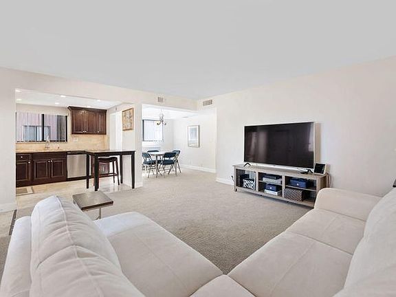 4th image of 15109 Ashland Dr APT 300