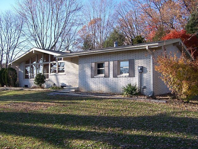 1st image of 15677 Monticello Dr