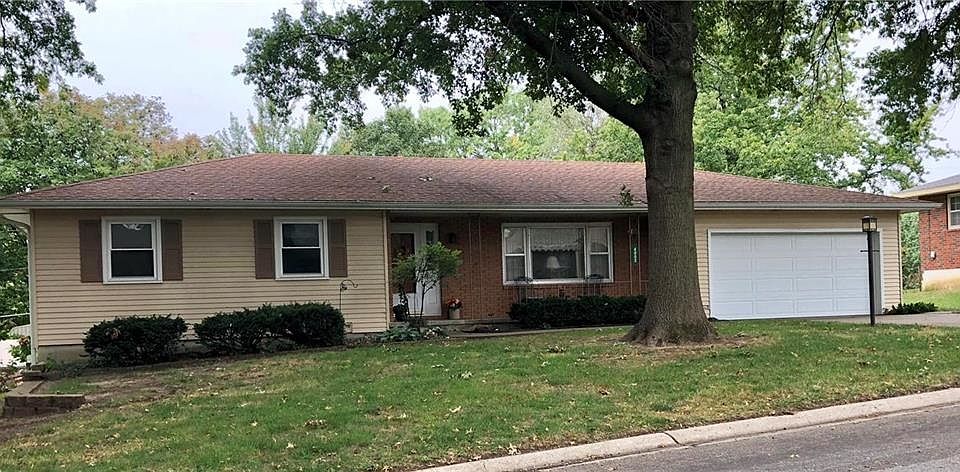 1st image of 4002 N 29th St