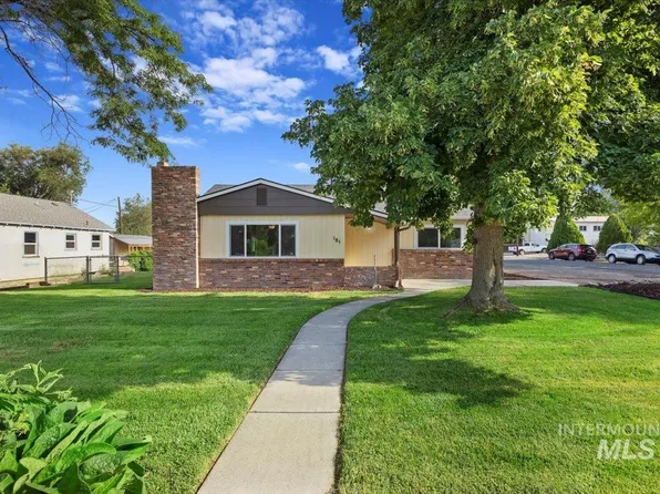 181 E Main St, Hagerman, ID 83332