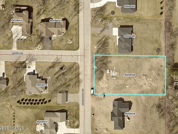 5th image of 2269 Edgewood Dr