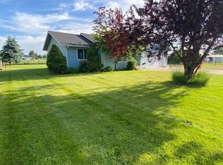 910 W Lacey Ave, Hayden Lake, ID 83835