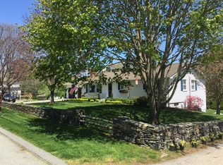 246 Pequot Ave, Groton, CT 06355
