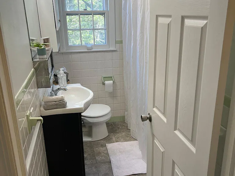 1676 Western Ave #3C — Photo 8