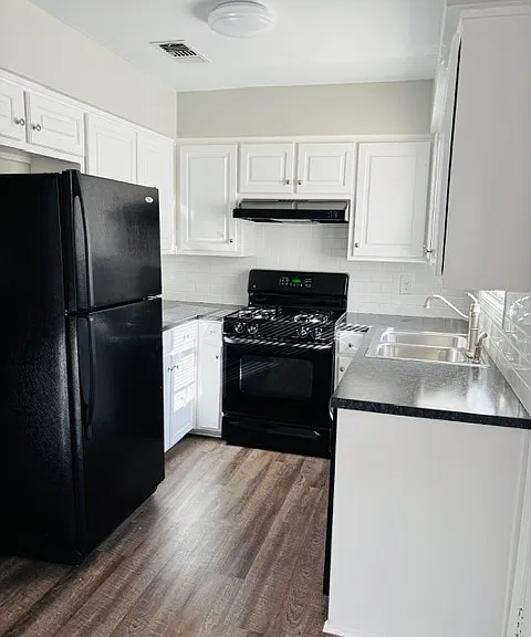 6062 Warm Springs Ct — Photo 12
