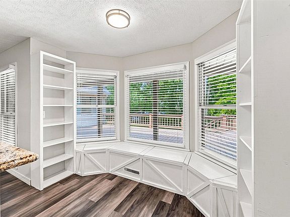 5th image of 1314 Holland Brothers Rd
