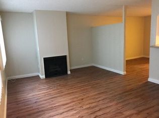 15511 Parthenia St APT 110, North Hills, CA 91343