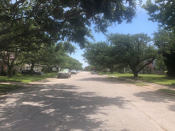 4th image of 5008 Denver Dr