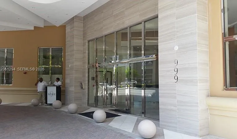 999 SW 1st Ave #2510 — Photo 19