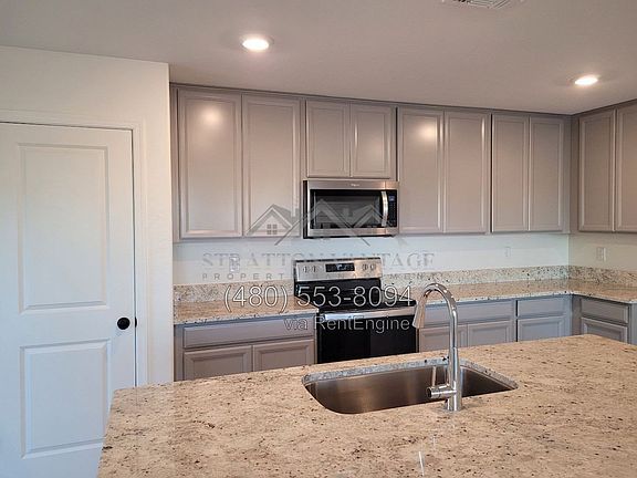 2nd image of 229 N 13th Pl
